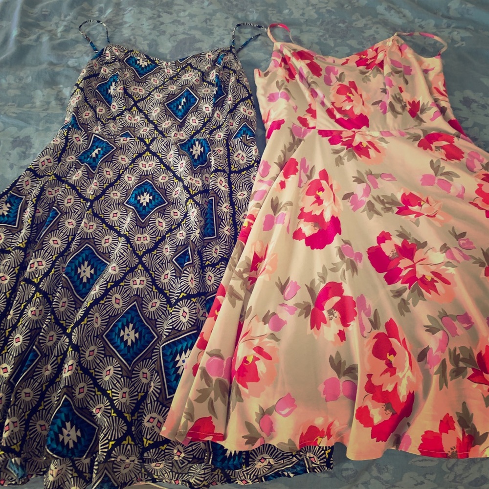 Old Navy fit n flare summer dress bundle size med